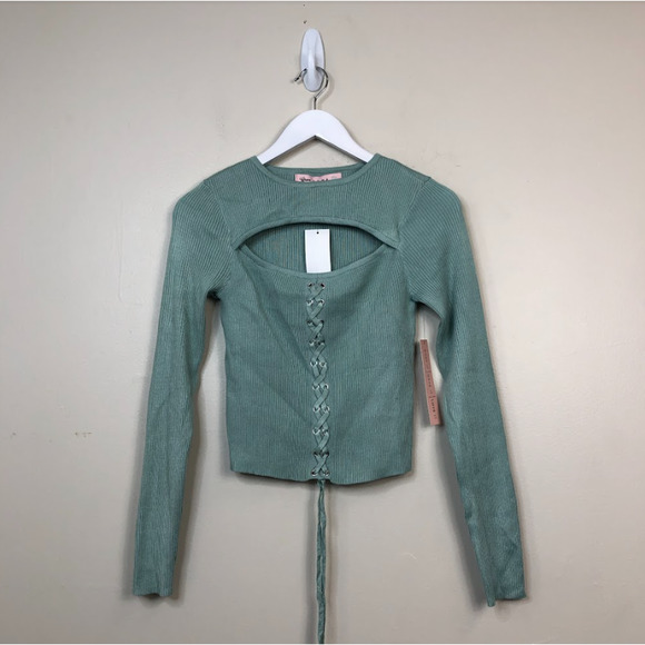 Crave Fame Juniors' Long Sleeve Lace-Up Cutout Cropped T-Shirts Green S, $39 NWT - Picture 3 of 4